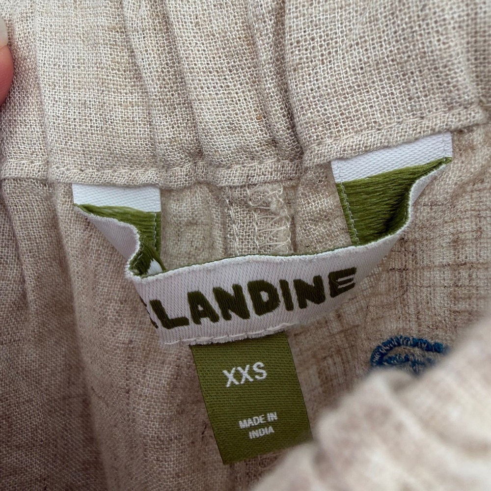 ANTHROPOLOGIE CELANDINE RELAXED LINEN BLEND SHORTS SURFER EMBROIDERY XXS NWT - Picture 3 of 10